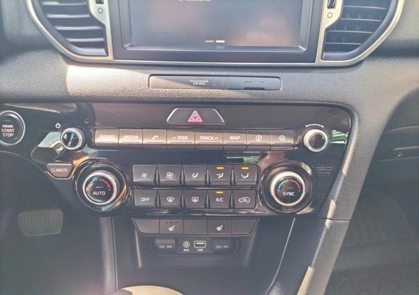 Kia Sportage cena 74900 przebieg: 142098, rok produkcji 2017 z Syców małe 407